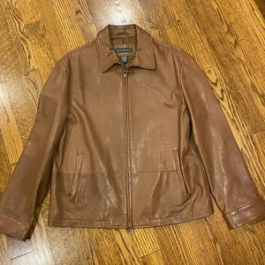 Men’s 100% genuine leather camel zip front coat, size large